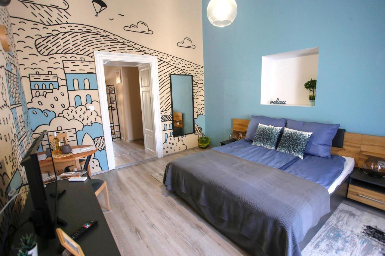 Urania Apartmanhaz Έγκερ Εξωτερικό φωτογραφία