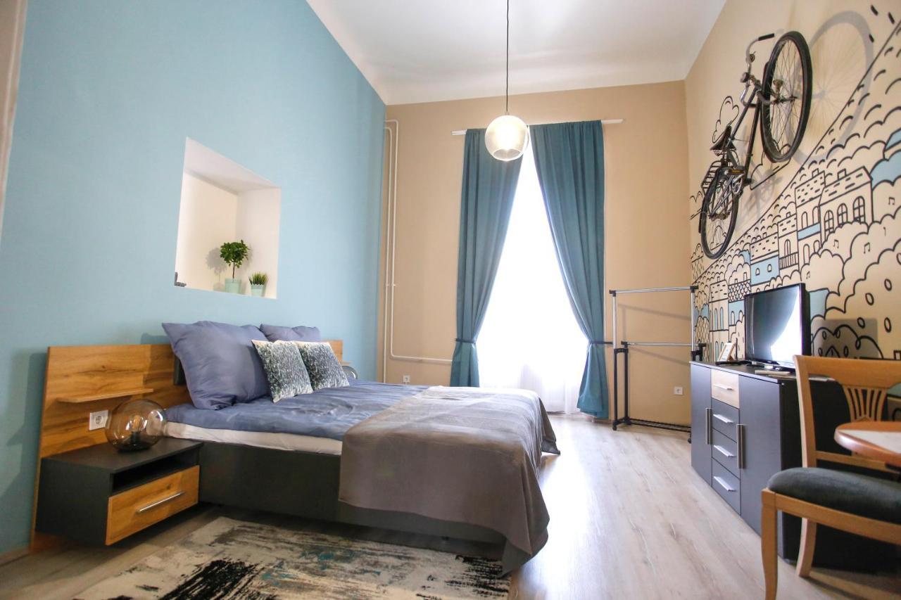 Urania Apartmanhaz Έγκερ Εξωτερικό φωτογραφία