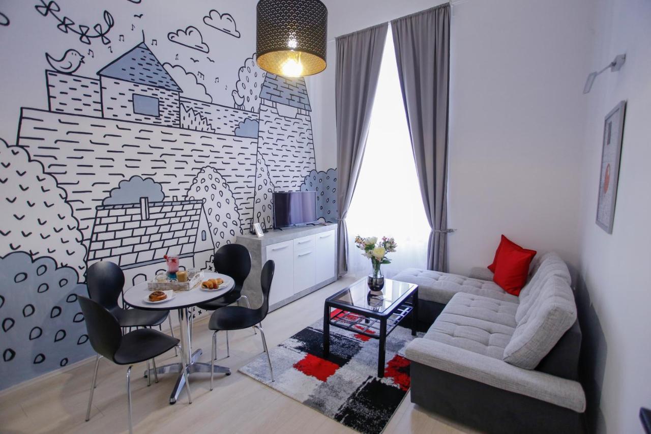 Urania Apartmanhaz Έγκερ Εξωτερικό φωτογραφία